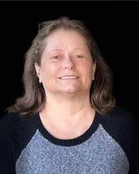 Lisa, HOA